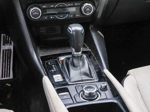Used 2017 MAZDA MAZDA3 Grand Touring w/ Premium Equipment Package FWD image 25