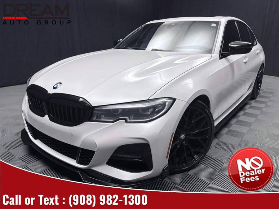 Used 2021 BMW 330i xDrive  w/ M-Sport Package w/ M Sport Package AWD/4WD image 1