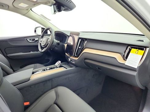 New 2026 Volvo XC60 B5 Plus w/ Climate Package PRO image 13