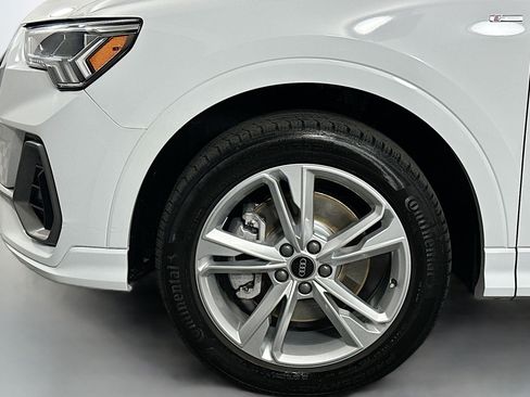 Used 2023 Audi Q3 2.0T Premium w/ Convenience Package AWD/4WD image 12