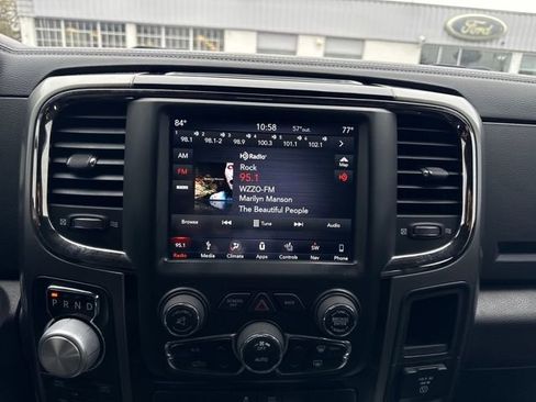 Used 2018 RAM 1500 Sport w/ Convenience Group AWD/4WD image 18