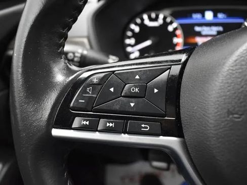 Used 2024 Nissan Altima 2.5 SV w/ SV Premium Package FWD image 24