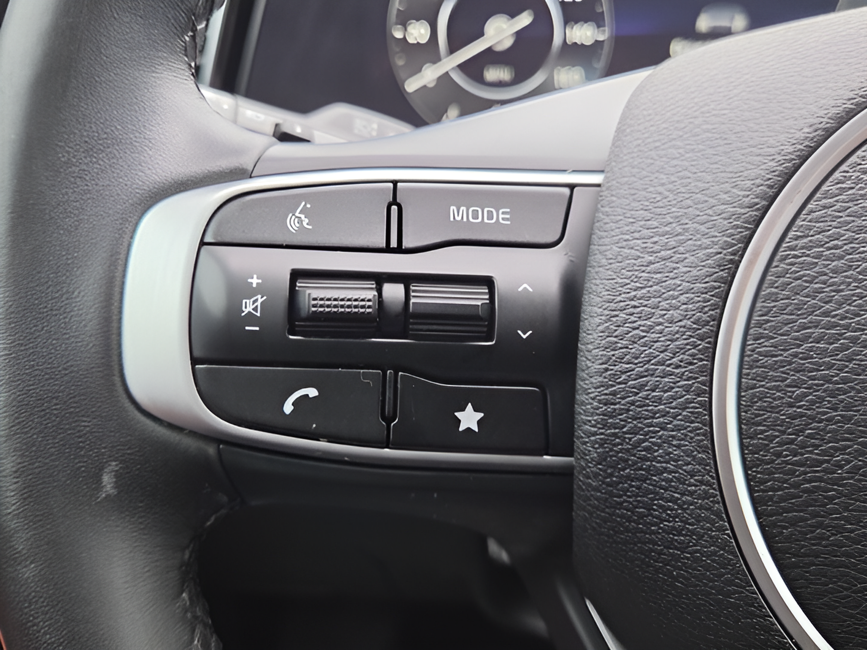 Used 2023 Kia Sportage SX FWD image 26