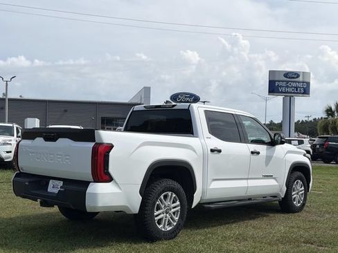 Used 2022 Toyota Tundra SR5 w/ Convenience Package RWD image 6