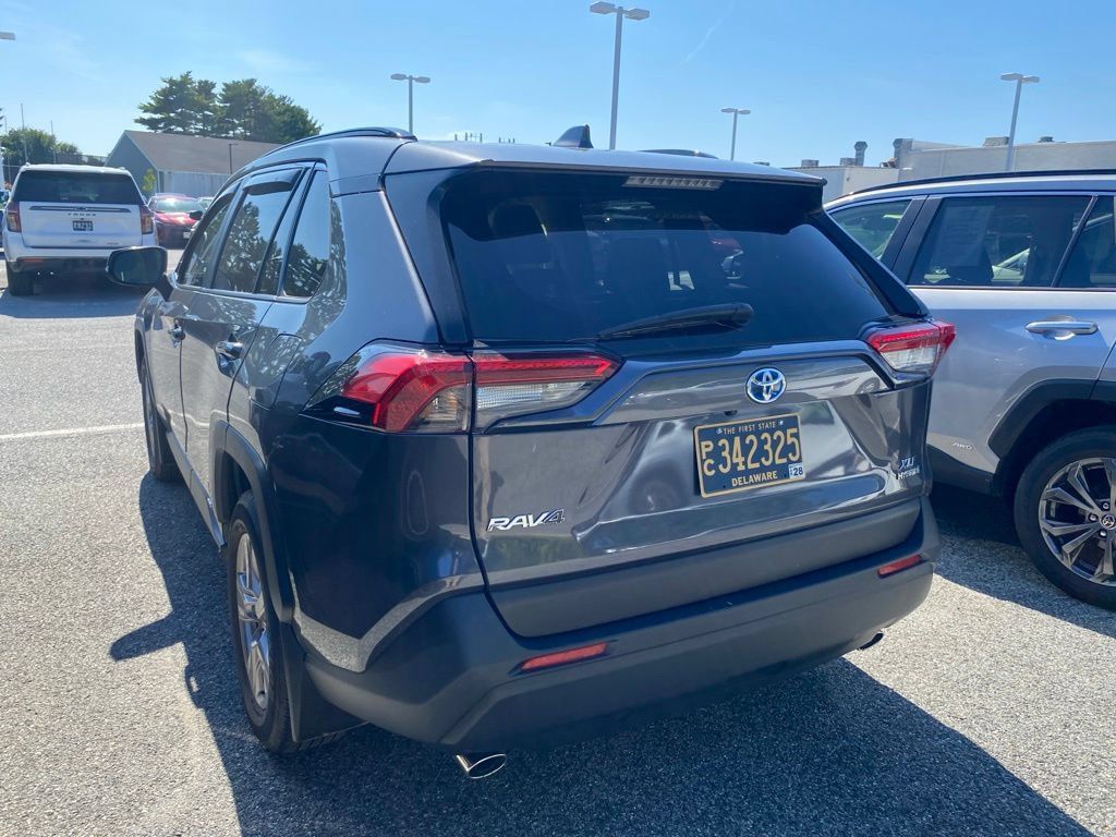 Used 2023 Toyota RAV4 XLE w/ Convenience Package AWD/4WD image 12