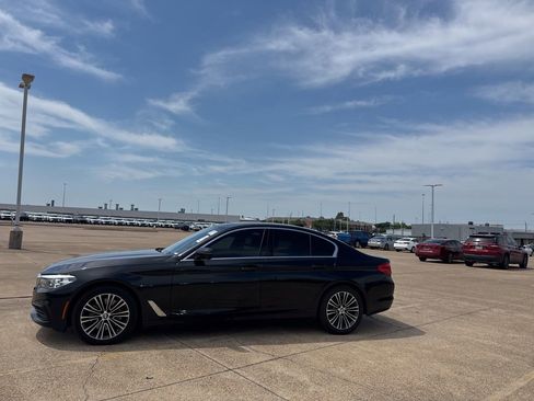 Used 2019 BMW 530i w/ Premium Package RWD image 13