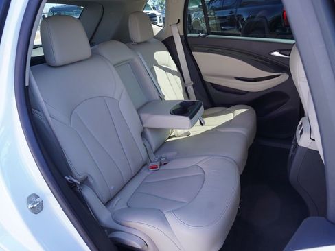 Used 2017 Buick Envision Essence image 9