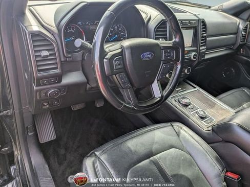 Used 2018 Ford Expedition Limited w/ Equipment Group 301A AWD/4WD image 11
