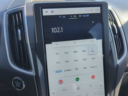 Used 2023 Ford Edge SEL image 29