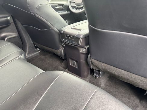 Used 2025 Toyota Grand Highlander AWD Hybrid image 13
