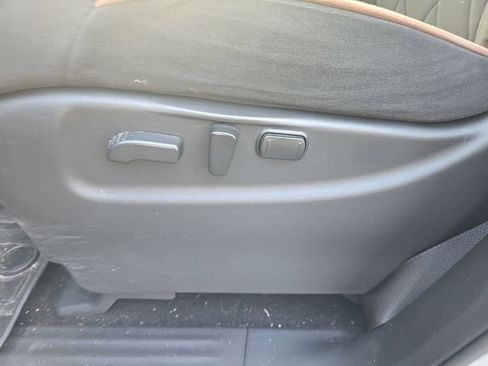 Used 2020 Nissan Armada SV w/ Driver Package image 13