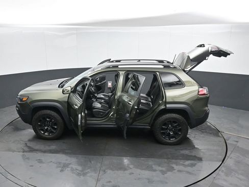 Used 2020 Jeep Cherokee Trailhawk w/ Comfort/Convenience Group image 53