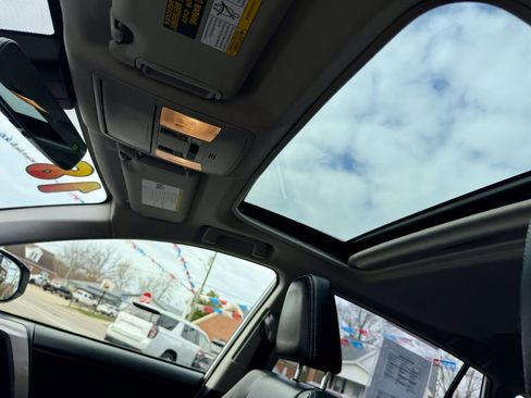 Used 2018 Toyota RAV4 Limited w/ All Weather Liner Package image 18