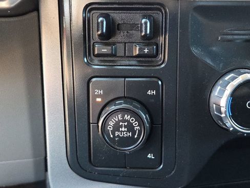 Used 2022 Ford F150 XLT w/ Equipment Group 302A High image 22