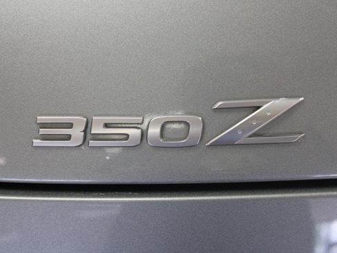 Used 2004 Nissan 350Z Touring RWD image 35