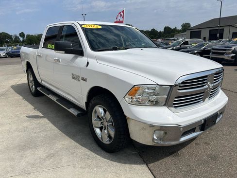 Used 2015 RAM 1500 Big Horn AWD/4WD image 3