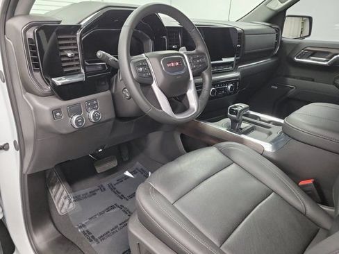 Used 2025 GMC Sierra 1500 SLT w/ SLT Premium Plus Package RWD image 20