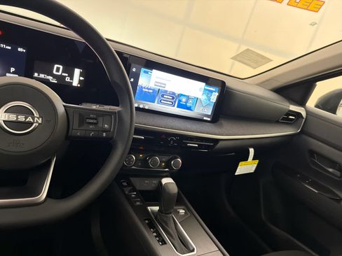 New 2026 Nissan Kicks S FWD image 18