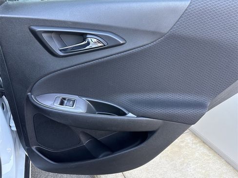 Used 2021 Chevrolet Malibu LS image 31