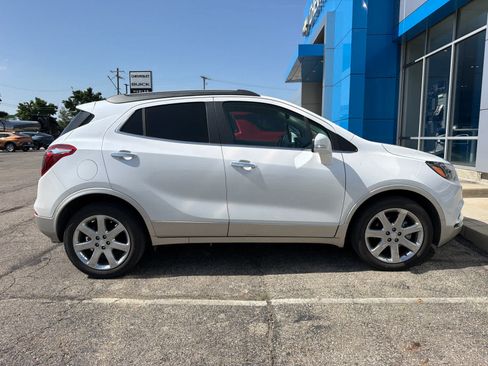 Used 2017 Buick Encore Premium w/ Experience Buick Package FWD image 3
