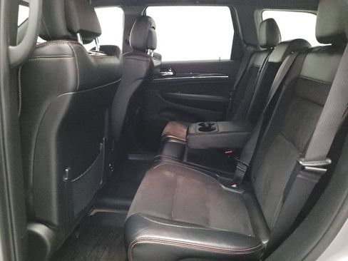 Used 2020 Jeep Grand Cherokee Trailhawk AWD/4WD image 18