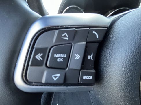 Used 2020 Jaguar F-TYPE Checkered Flag image 20