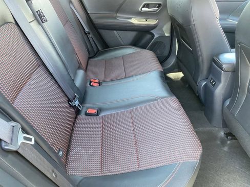 Used 2025 Nissan Kicks SR FWD image 18