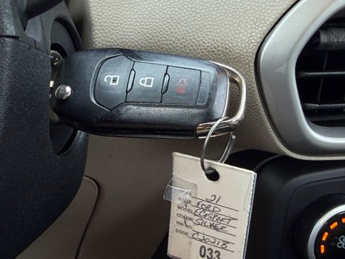 Used 2021 Ford EcoSport S FWD image 34