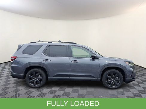 Used 2025 Honda Pilot Black Edition image 10