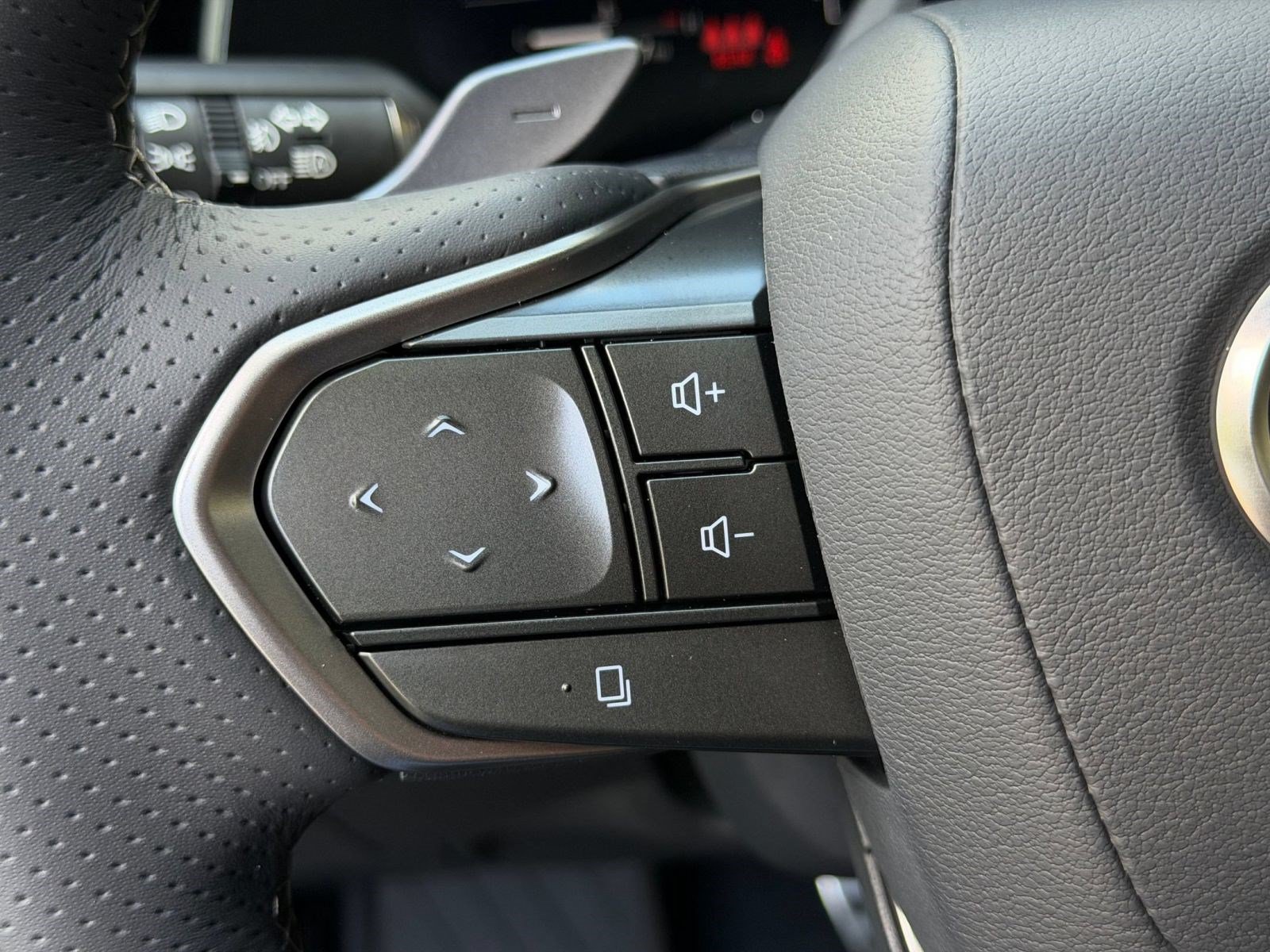 New 2026 Lexus RX 350 F Sport w/ Convenience Package AWD/4WD image 16