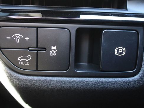 New 2026 Kia Sportage EX FWD image 25