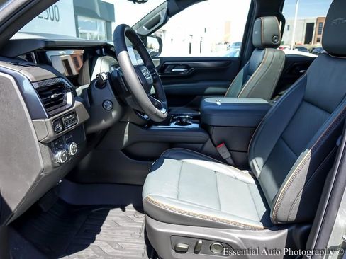 New 2026 GMC Yukon AT4 w/ AT4 Premium Package AWD/4WD image 10