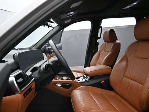 Used 2024 Kia Telluride SX Prestige X-Pro image 11