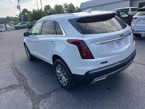Used 2023 Cadillac XT5 Premium Luxury w/ Technology Package FWD image 9
