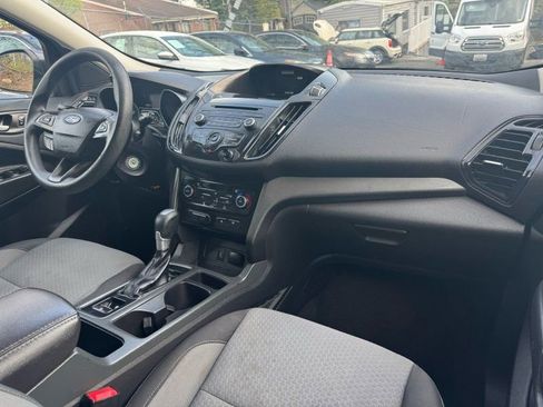Used 2017 Ford Escape SE image 13