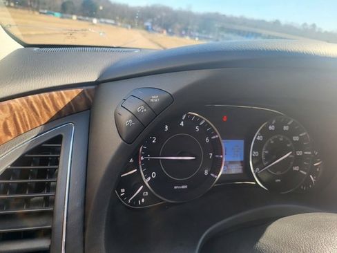 Used 2020 Nissan Armada Platinum w/ Captain's Chairs Package image 29