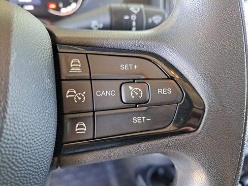 Used 2025 RAM ProMaster 2500 w/ U-Haul Equipment Group FWD image 37