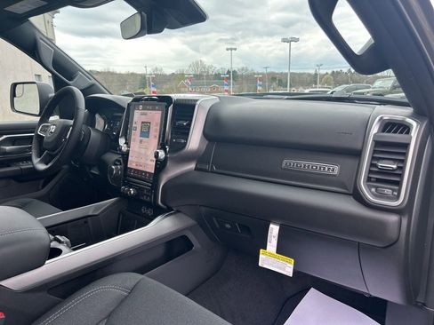 New 2026 RAM 1500 Big Horn AWD/4WD image 19