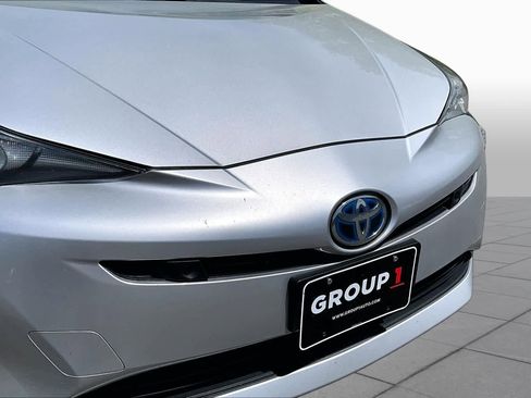 Used 2018 Toyota Prius Two w/ Prius Two Safety Plus Package FWD image 32