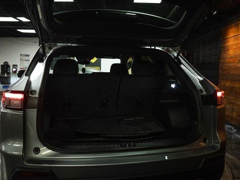 Used 2024 Honda Prologue EX image 7