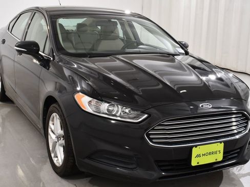 Used 2013 Ford Fusion SE FWD image 4