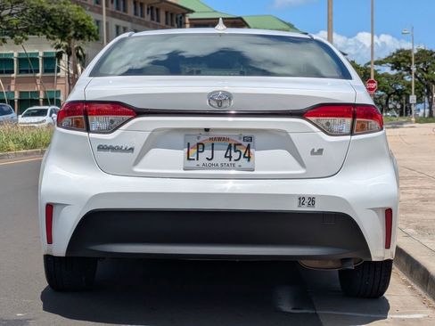 Used 2025 Toyota Corolla LE FWD image 4