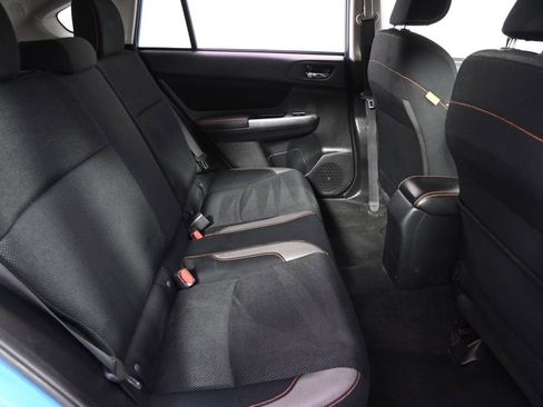 Used 2017 Subaru Crosstrek 2.0i Premium image 18