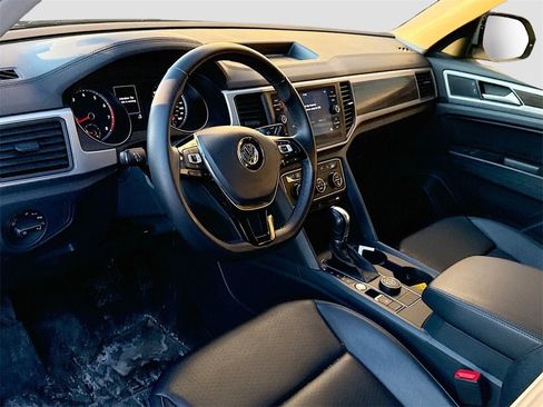 Used 2019 Volkswagen Atlas SE image 7