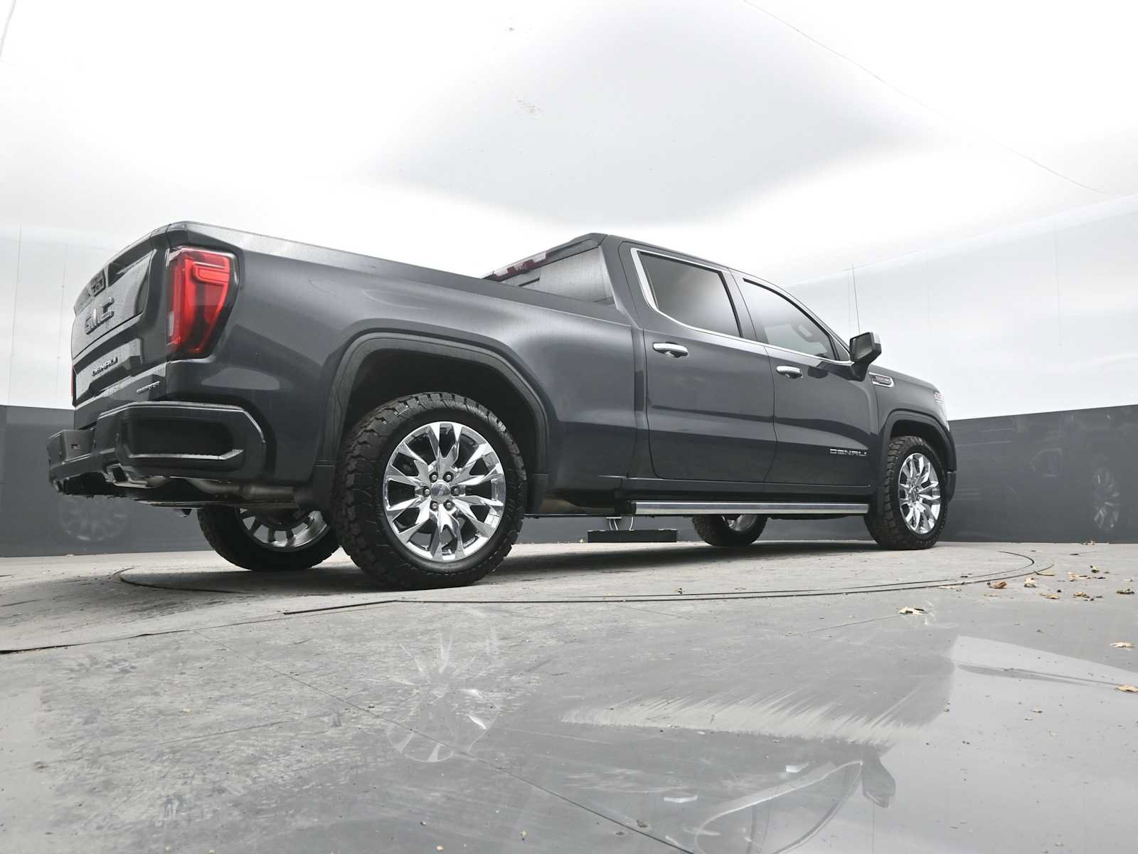 Used 2021 GMC Sierra 1500 Denali w/ Denali Ultimate Package AWD/4WD image 32