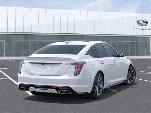 New 2026 Cadillac CT5 V image 4