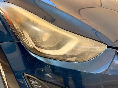Used 2014 Hyundai Elantra SE FWD image 25