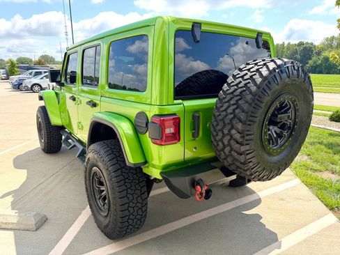 Used 2018 Jeep Wrangler Unlimited Rubicon AWD/4WD image 6
