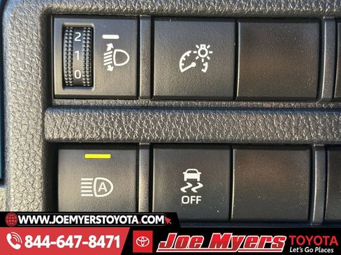 Used 2024 Toyota Tacoma TRD Sport image 25