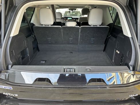 Certified 2025 Ford Expedition Max Active image 28